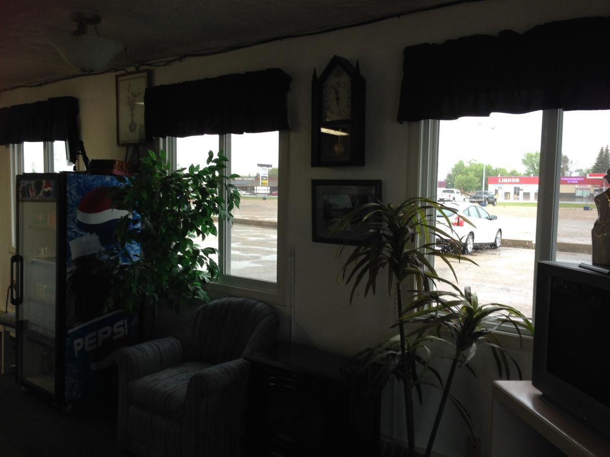 Plains Motor Inn Stettler Kültér fotó