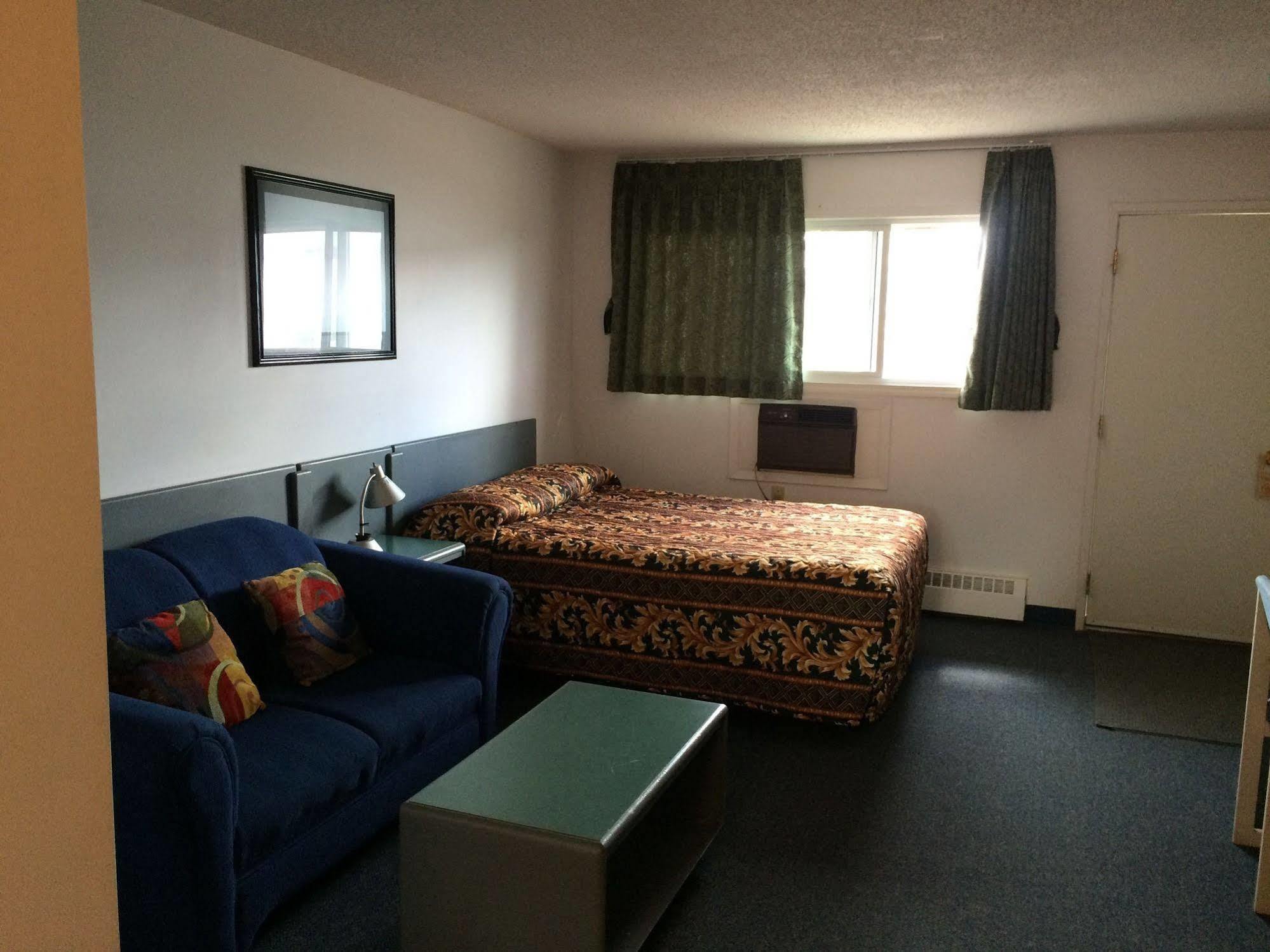 Plains Motor Inn Stettler Kültér fotó